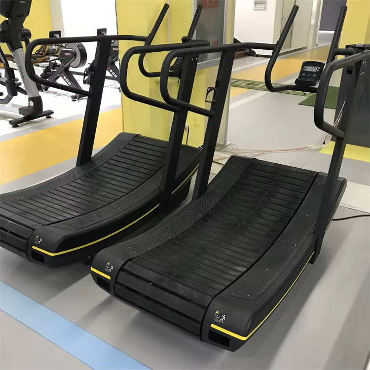 Curved treadmill Air Runner