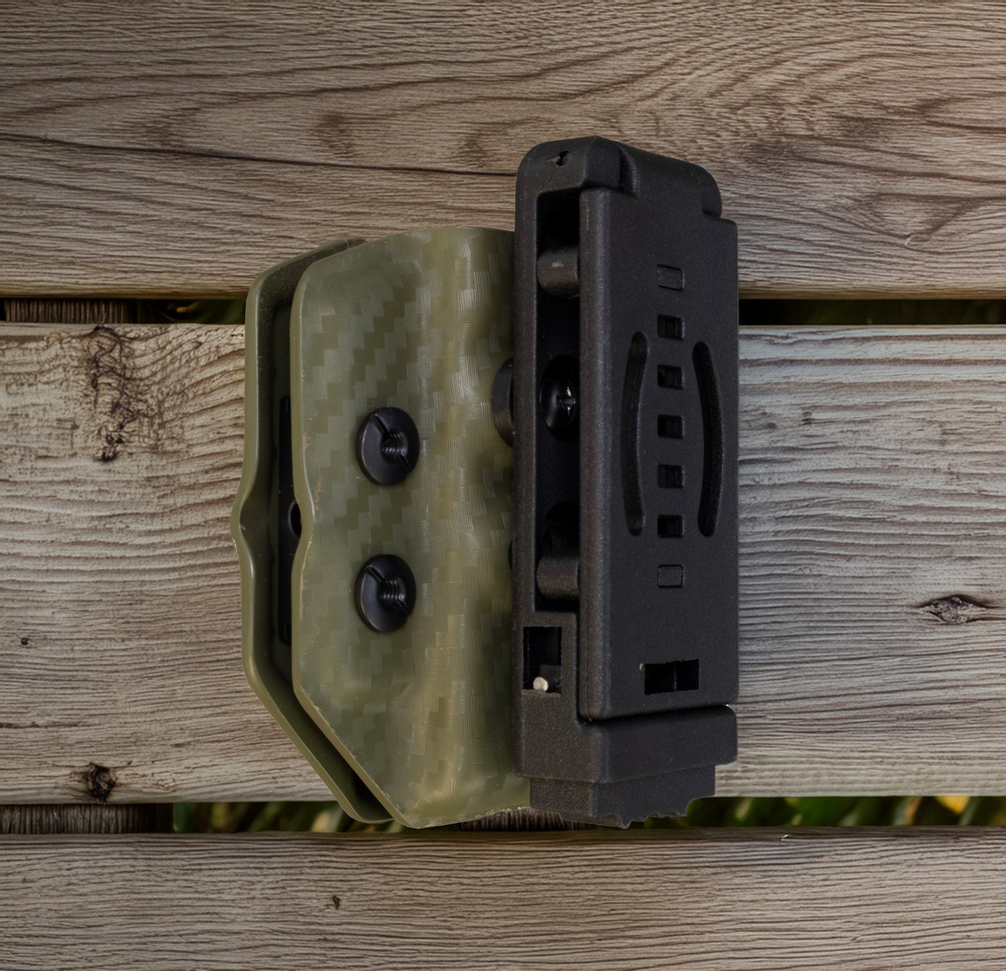 Kydex Single Magazine Pouch – Double Stack 9mm / .40 – OWB Belt Clip