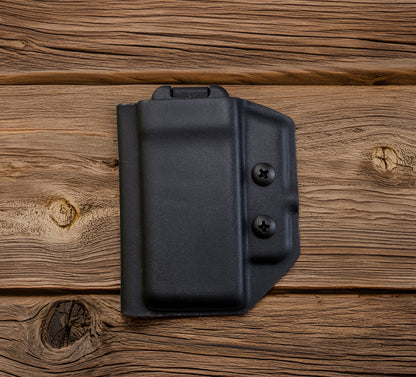 Kydex Single Magazine Pouch – Double Stack 9mm / .40 – OWB Belt Clip